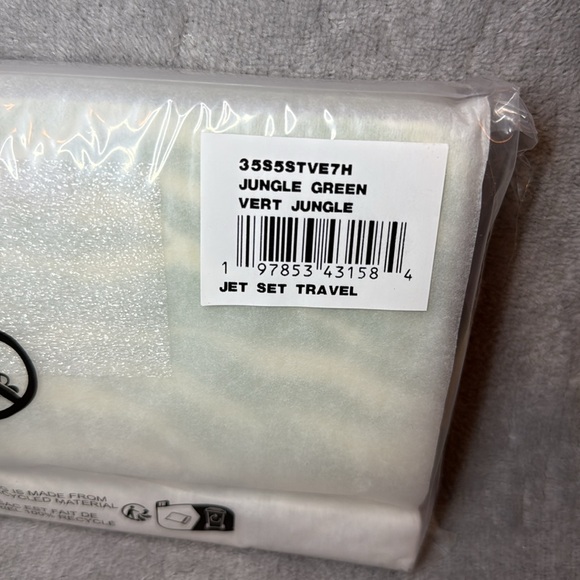 đź’šMICHAEL KORSđź’šJungle Green Jet Set Travel Zebra Print Calf Hair Cont Wallet/NWT - Picture 7 of 9